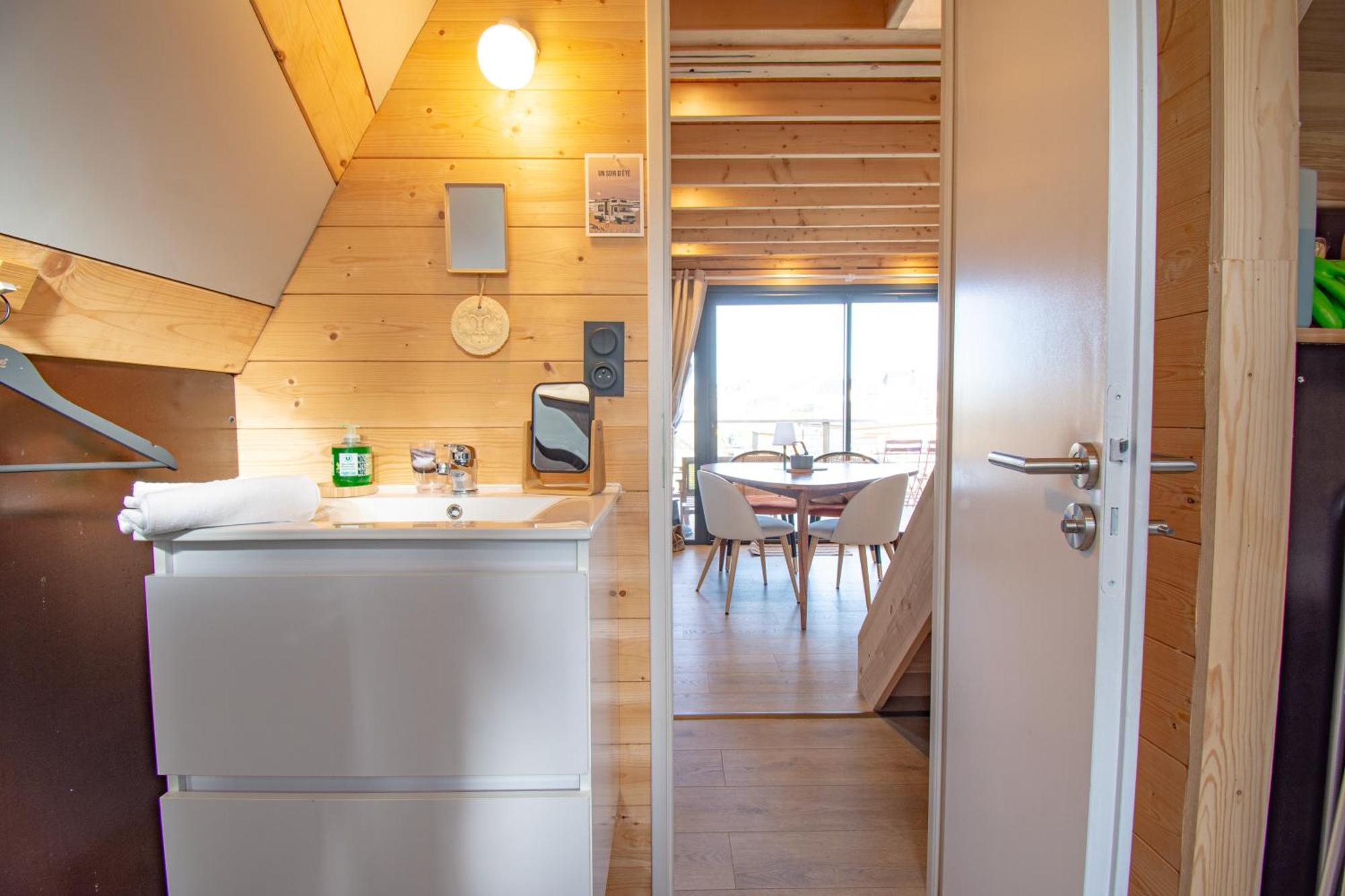 Le Tipi Bleu Tiny House Neuve Avec Terrasse Et Jardin Βίλα Camaret-sur-Mer Εξωτερικό φωτογραφία